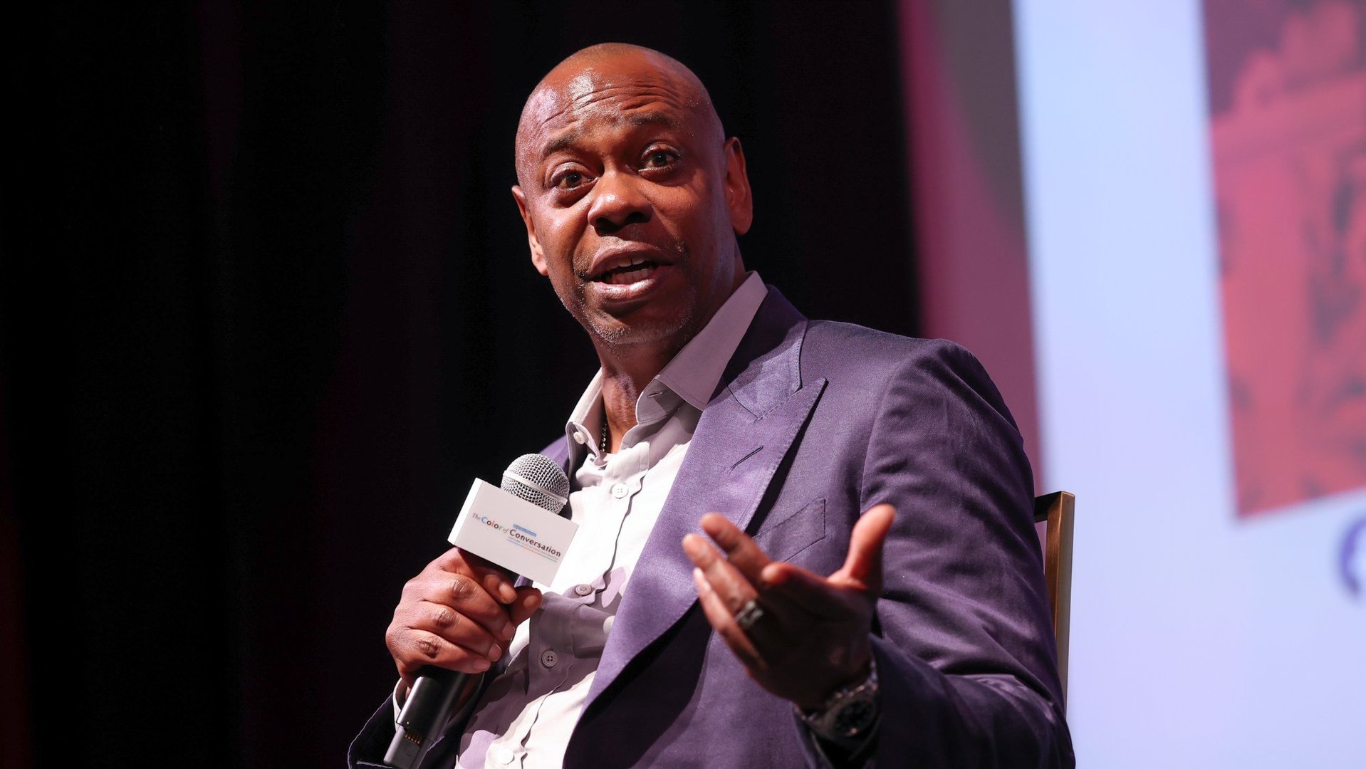 Dave Chappelle Says He Doesn’t Feel Guilty for Saudi Arabia Stand-Up Appearance in New Netflix Special