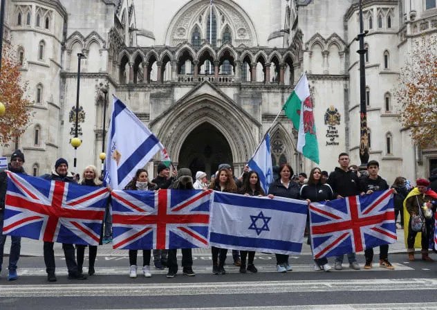 Survey Reveals Deep Insecurity Among British Jews as Significant Proportion Feel Unwelcome and Contemplate Leaving the UK