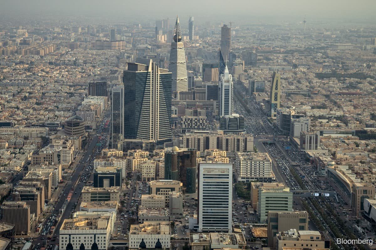 Saudi Venture Capital Firms Pivot to M&A Amid Strained Listings Environment