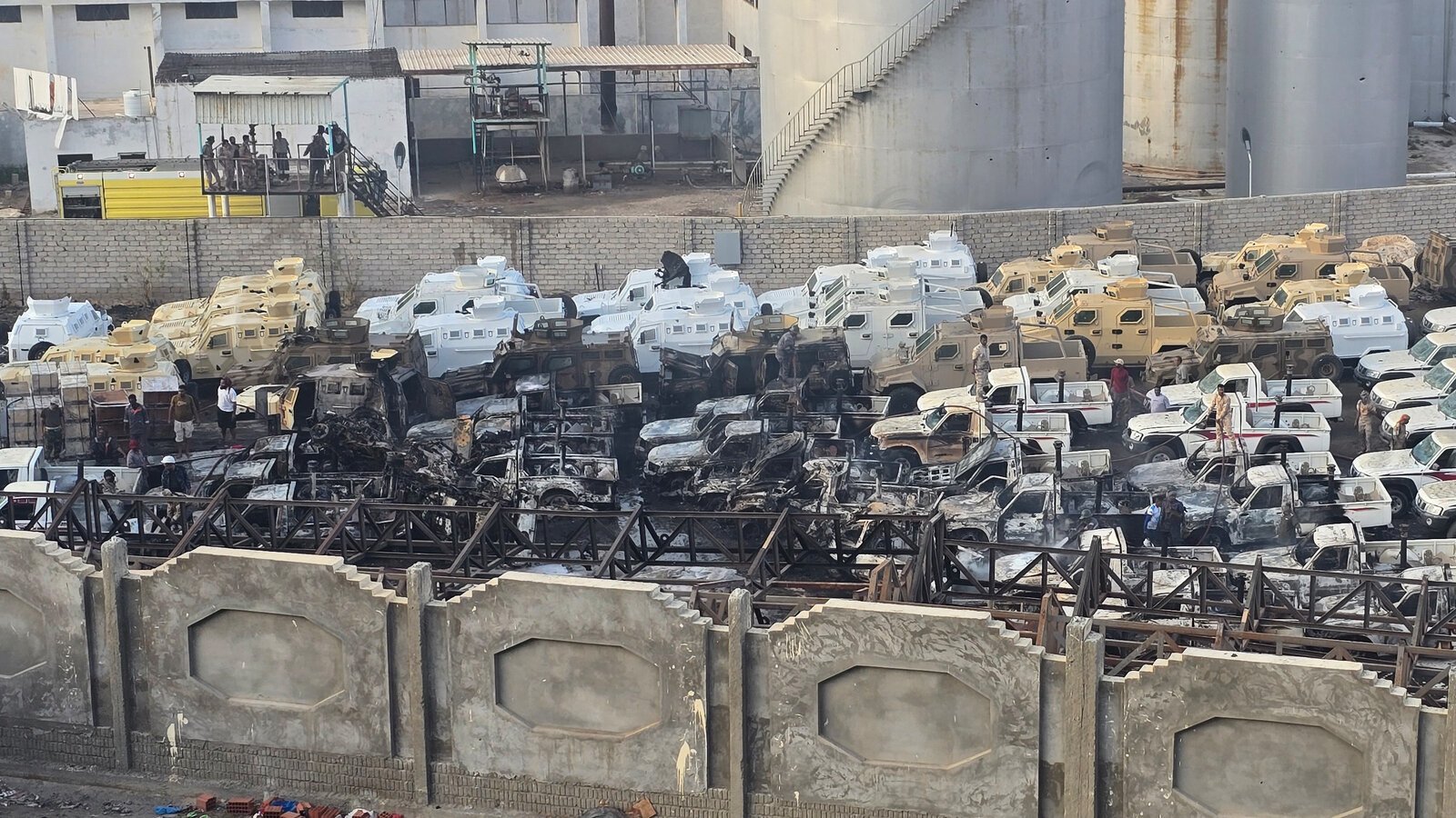 Rival Yemeni Partners Backed by U.S. Allies Clash, Exposing Fault Lines in Coalition Strategy