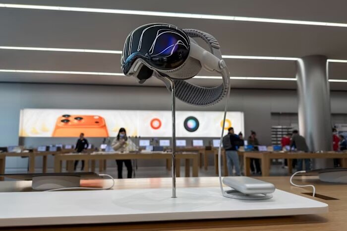 Apple Cuts Vision Pro Production and Marketing After Weak Sales Performance