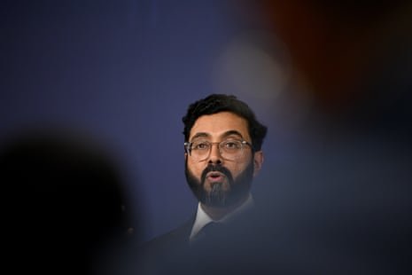 Surge in Islamophobic Abuse Across Australia After Bondi Beach Massacre Sparks Alarm