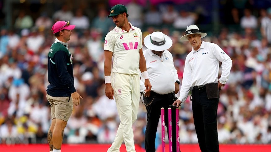 Bad Light Stops England’s Charge on First Day of Fifth Ashes Test at SCG