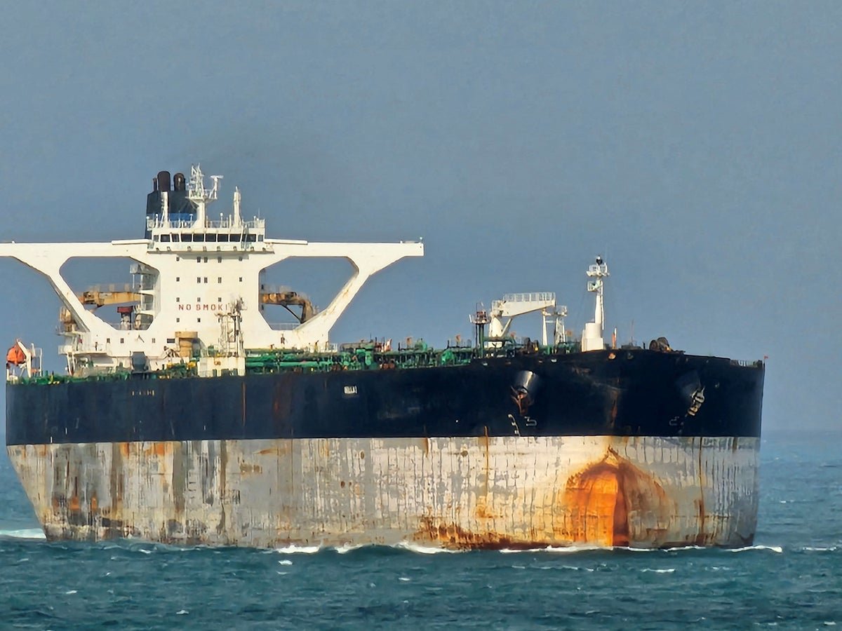 US and UK Aircraft Monitor Russian-Flagged Tanker Linked to Venezuelan Oil Sanctions
