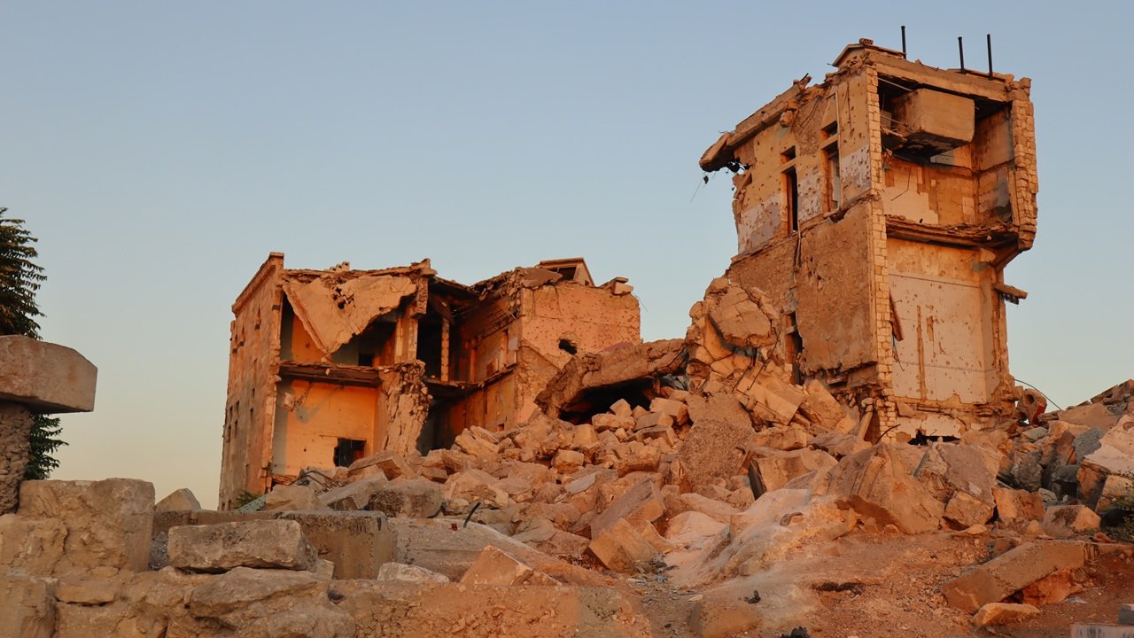 UK and France Conduct Joint Airstrike on ISIS Underground Facility in Syria