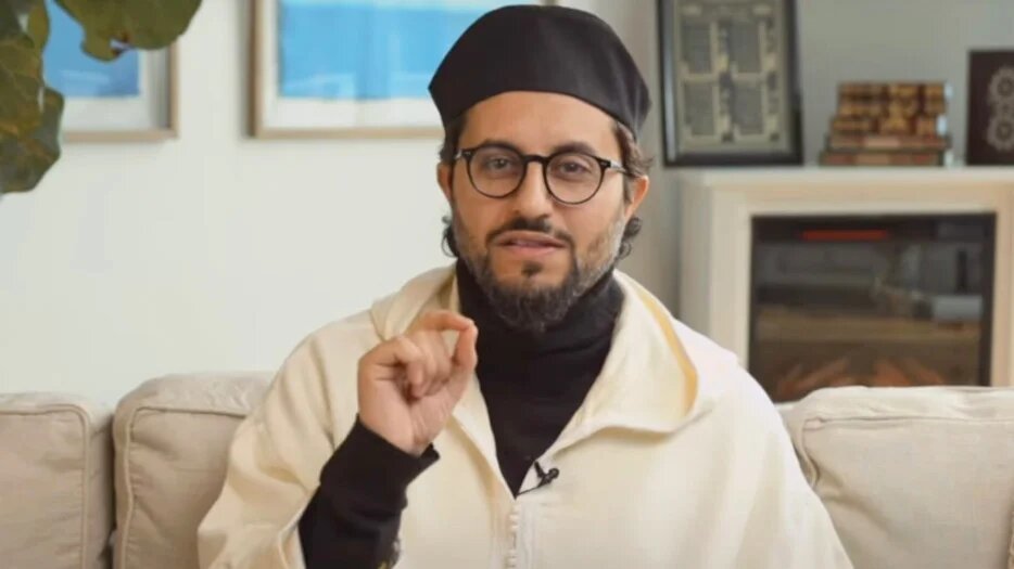 UK Government Bars US Islamic Scholar Shadee Elmasry from Entry Over Comments on Israel-Hamas Conflict