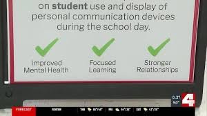 Australia’s World-First Social Media Ban Prompts Debate Across the United States Including Missouri