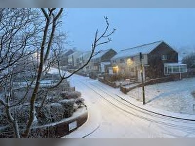 Storm Goretti Batters the UK as Snow, Ice and Gale-Force Winds Cause Widespread Disruption