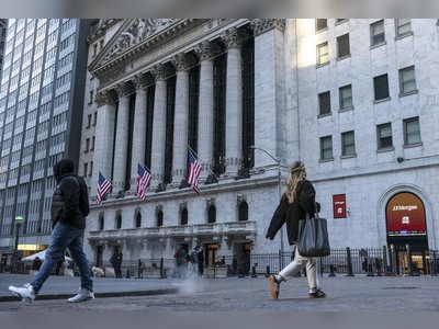 Markets Jitter as White House Faces Backlash Over Powell Investigation and Bond Market Turmoil