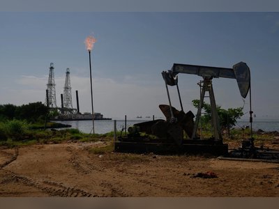 America’s Venezuela Oil Grip Meets China’s Demand: Market Power, Legal Shockwaves, and the New Rules of Energy Leverage