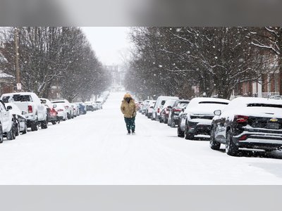 U.S. winter storm triggers 13,000-plus flight cancellations and 160,000 power outages