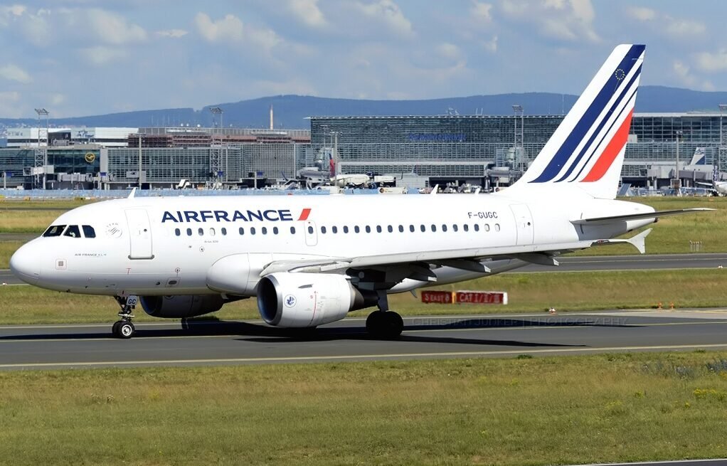 Air France and KLM Suspend Multiple Middle East Routes as Regional Tensions Disrupt Aviation