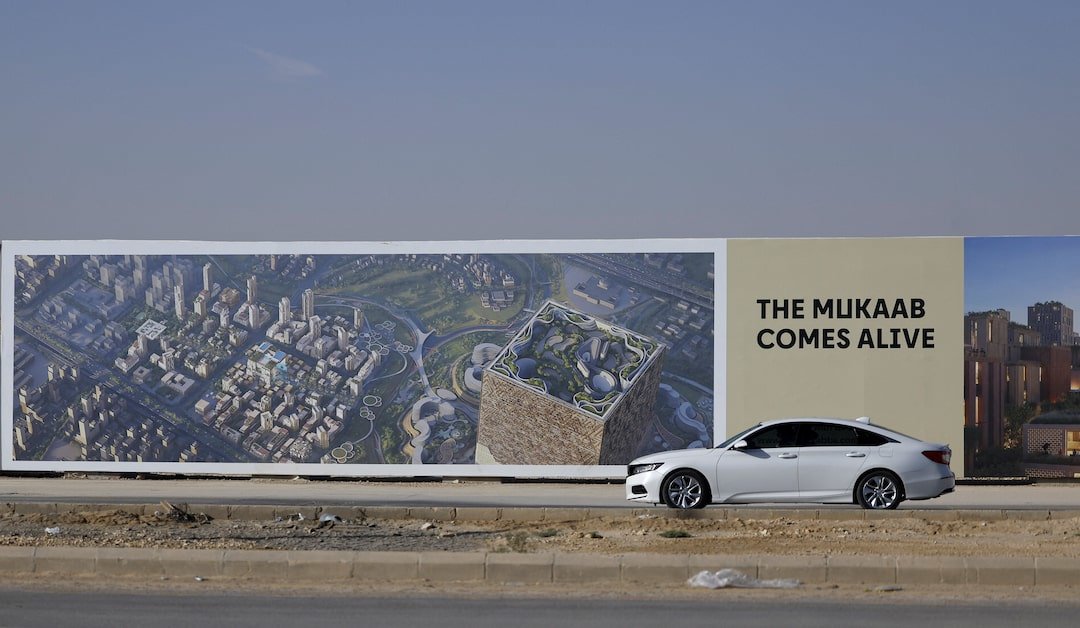 Saudi Arabia Suspends Construction of Mukaab Megaproject Amid Vision 2030 Review