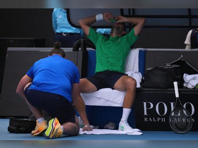 Djokovic Advances to Australian Open Semifinal After Fortuitous Quarterfinal Turnaround