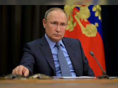 Putins vierjährige Invasion der Ukraine Kosten: Russlands Massenausfälle und der Sicherheitsgarantierungs-Kompromiss im Donbass