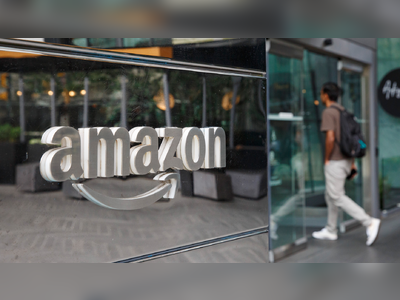 Shopping Chatbots Move From Advice to Checkout as Walmart Pushes Faster Than Amazon