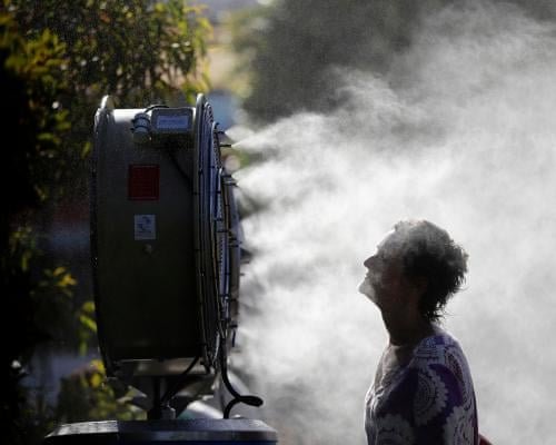 Australia Endures One of Its Most Severe Heatwaves Ever with Day and Night Extremes