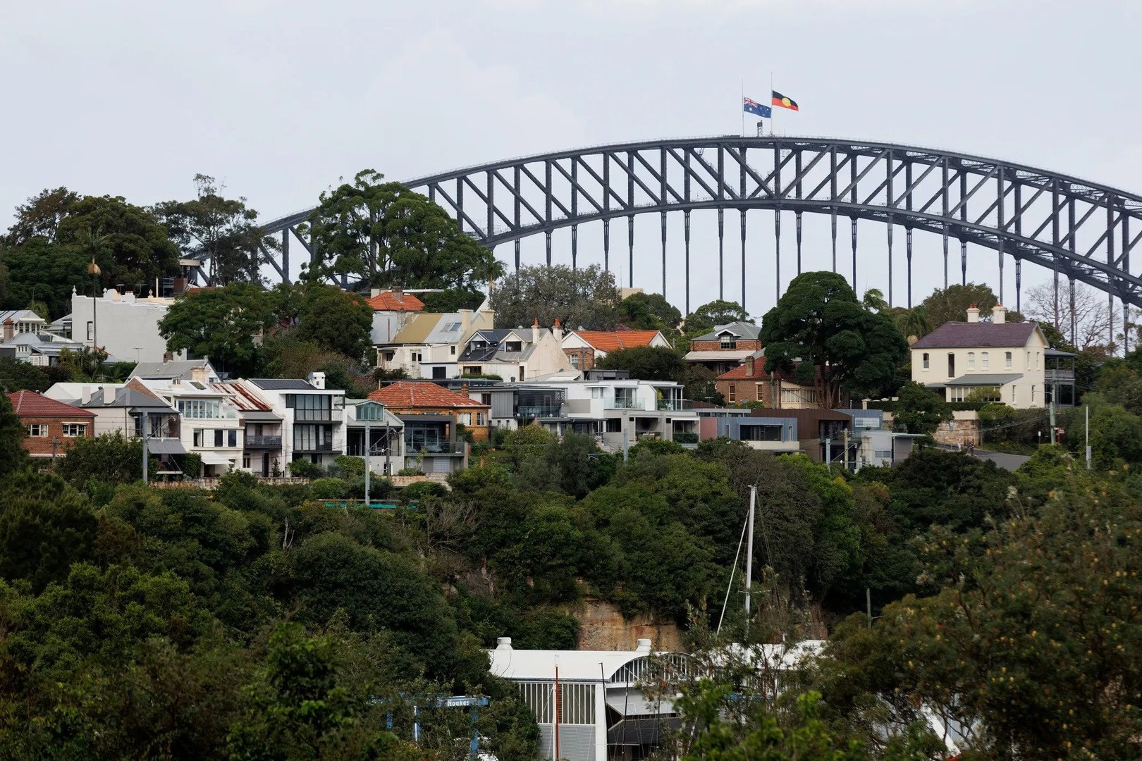 Australian Home Prices Accelerate as Reserve Bank Prepares to Raise Rates