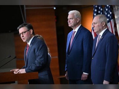 US House Moves to End Shutdown as Lawmakers Seek Space for Immigration Talks