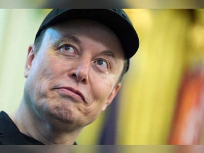 Censure politique : les procureurs français perquisitionnent les bureaux de X de Musk à Paris.