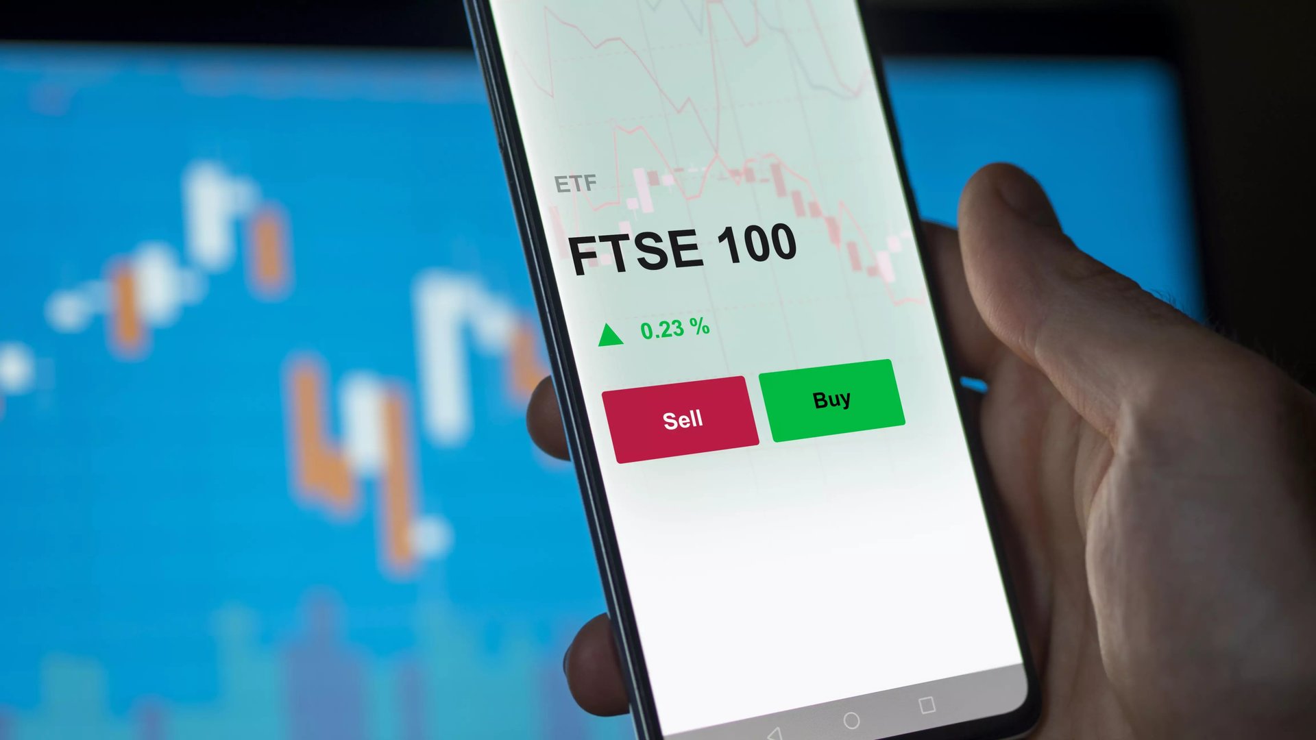 FTSE 100 Rebounds to Multi-Year High as British Stocks Rally and Sterling Strengthens
