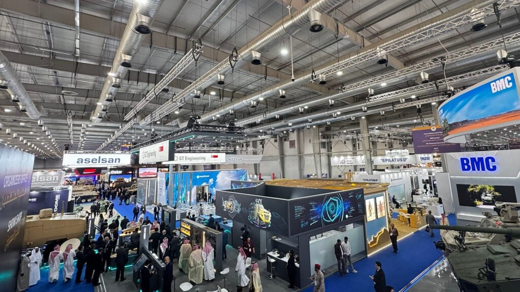 Emirati Firms Withdraw from Saudi World Defense Show Amid Rising Gulf Tensions