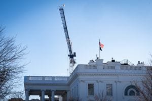 Legal Battle Intensifies Over Trump-Backed $400 Million White House Ballroom and Its Private Funding Structure