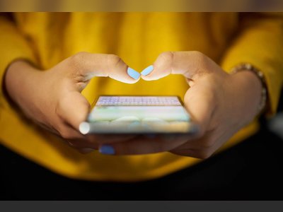 „Wir werden sie vor dem digitalen Wilden Westen schützen.“ Ein weiteres Land wird soziale Medien für unter 16-Jährige verbieten.