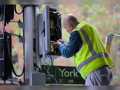 Australia’s Central Bank Says Labour Market Has Stabilised in Line With Persistent Inflation Pressures
