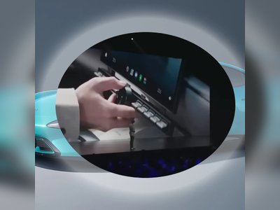 Les fabricants de véhicules électriques chinois font face à un retour obligatoire aux boutons physiques et aux poignées de porte dans le cadre d'une révision de la sécurité contre les distractions du conducteur.