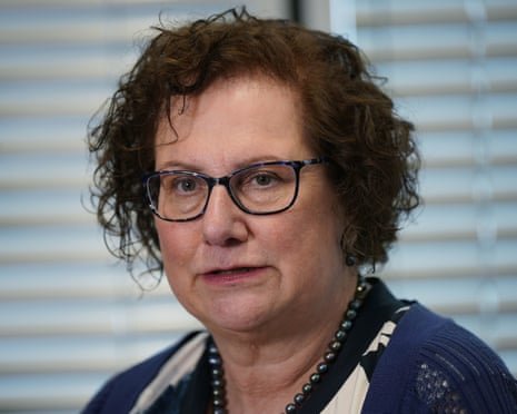 UK Expert Warns Social Media Is Misleading Young People About Gender Transitioning