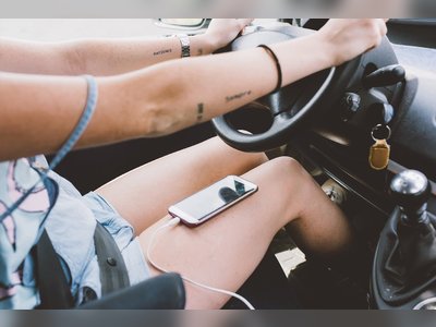 Francuski okrug Pas-de-Kale uvodi trenutnu suspenziju vozačkih dozvola za vozače koji koriste mobilne telefone.