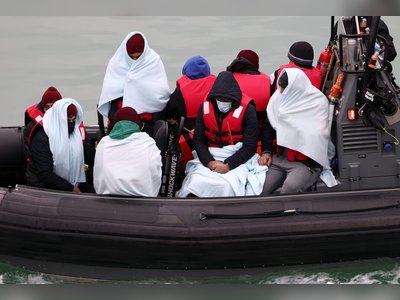 La crise du canal britannique : Payer des milliards pendant que les bateaux continuent d'arriver