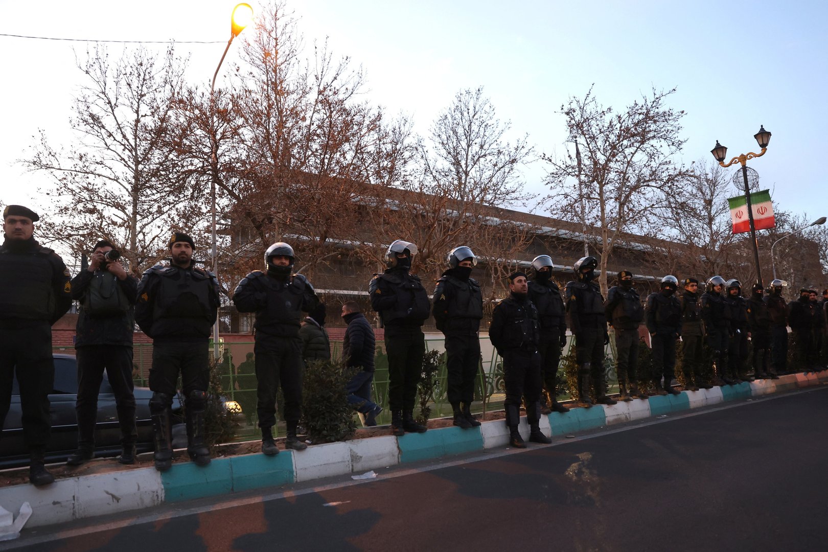 United Kingdom Temporarily Withdraws Embassy Staff from Iran Amid Heightened Regional Tensions