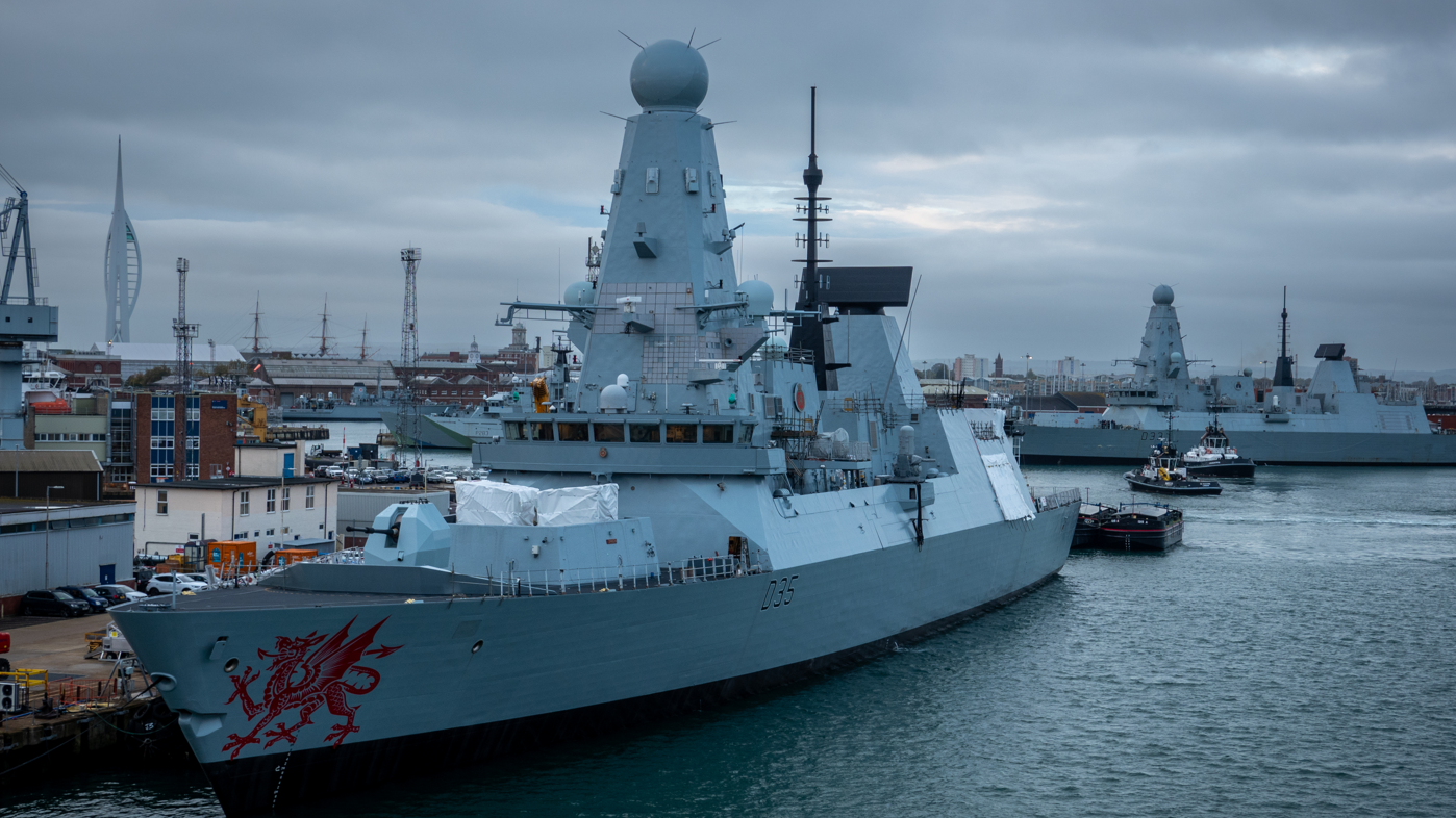 UK Deploys Royal Navy Destroyer HMS Dragon to Cyprus After Drone Strike on RAF Base