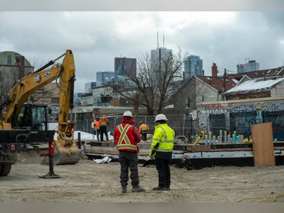 Australian and Canadian Pension Giants Sign First Cross-Border Pact to Expand Global Investment