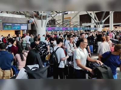 First UK Evacuation Flight Departs Middle East After Lengthy Delay