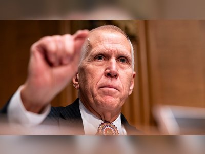 Republican Senator Urges Stephen Miller to Leave White House Amid Policy Dispute