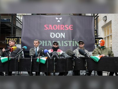 UK High Court Rejects Attempt to Revive Terrorism Charge Against Kneecap Rapper