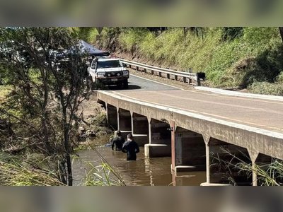 Bodies of Missing Chinese Tourists Discovered in Submerged Vehicle After Queensland Floods