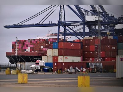 White House Weighs Temporary Shipping Law Waiver to Curb Rising Energy Prices