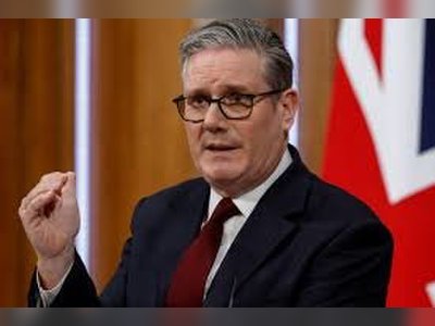 Starmer Says UK Working With Allies on Hormuz Shipping Plan After Trump Raises Pressure