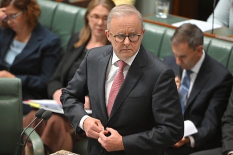 Australia Urged to Deploy Unconventional Measures as Government Confronts Emerging Oil Supply Shock