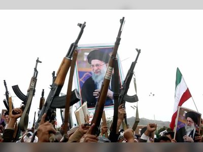 Saudi Arabia Moves to Contain Regional Escalation as Houthis Signal Readiness to Join Conflict