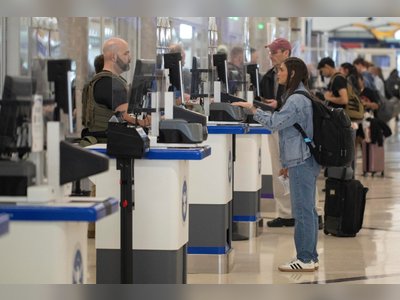 Political Gridlock Fuels Renewed Shutdown Fears in Washington