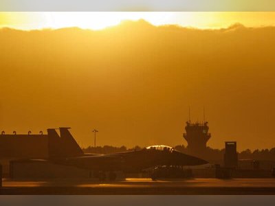 Downed US Aircraft Over Iran Linked to Operations from UK Airfield