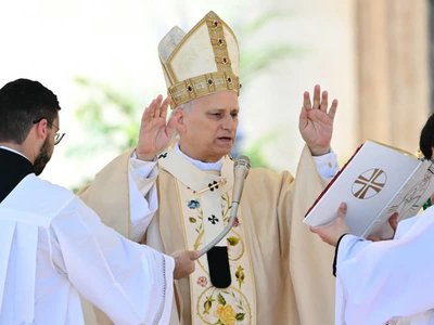 Pope Leo Calls for Global Peace in Easter Address Amid Escalating Conflicts