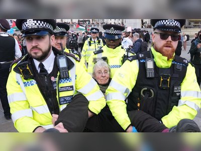 Mass Arrests Follow UK Demonstrations Over Proposed Ban on Activist Group