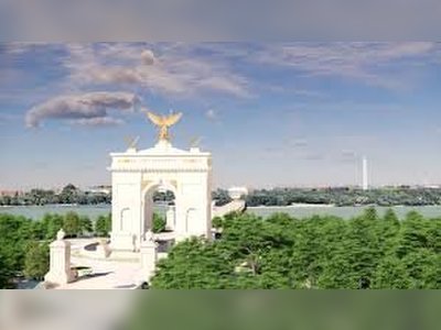 Trump Reveals Vision for Grand Gold-Accented Victory Arch in Washington