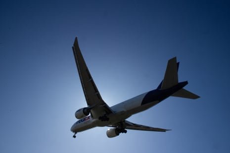 Australia Urged to Set Clear Immigration Targets to Stabilise Temporary Population